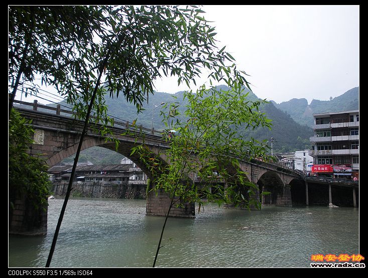 顺溪大桥。