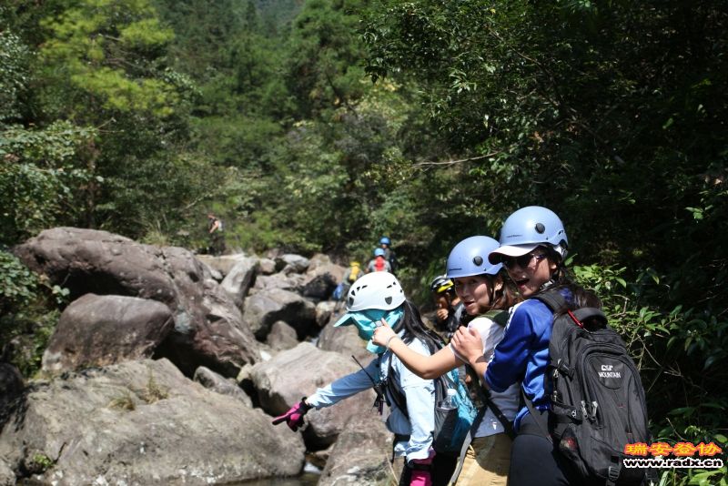 奇云山峡谷144.jpg