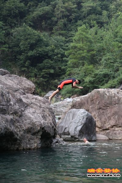 奇云山峡谷225.jpg