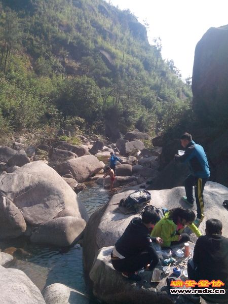 QQ图片20141216210019.jpg