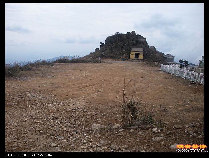 山顶停车场。