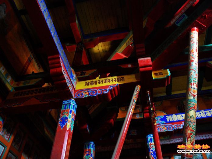 雍容华丽-桑耶寺.jpg