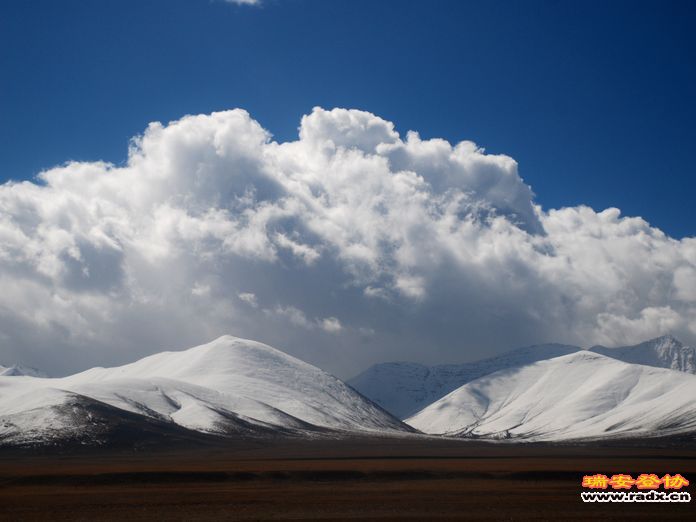 那雪山那草地那一片云.jpg