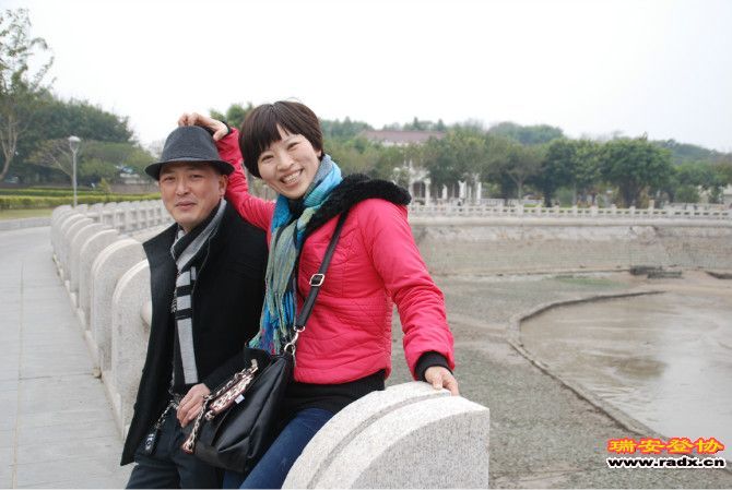 1201262300686dcc814f3015ee.jpg